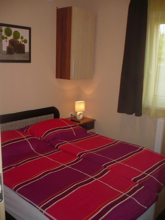 Eszter Apartmanhaz Hajdúszoboszló 외부 사진