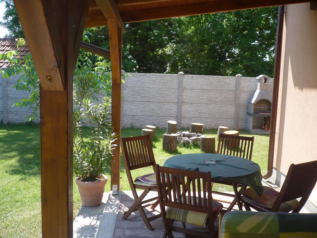 Eszter Apartmanhaz Hajdúszoboszló 외부 사진